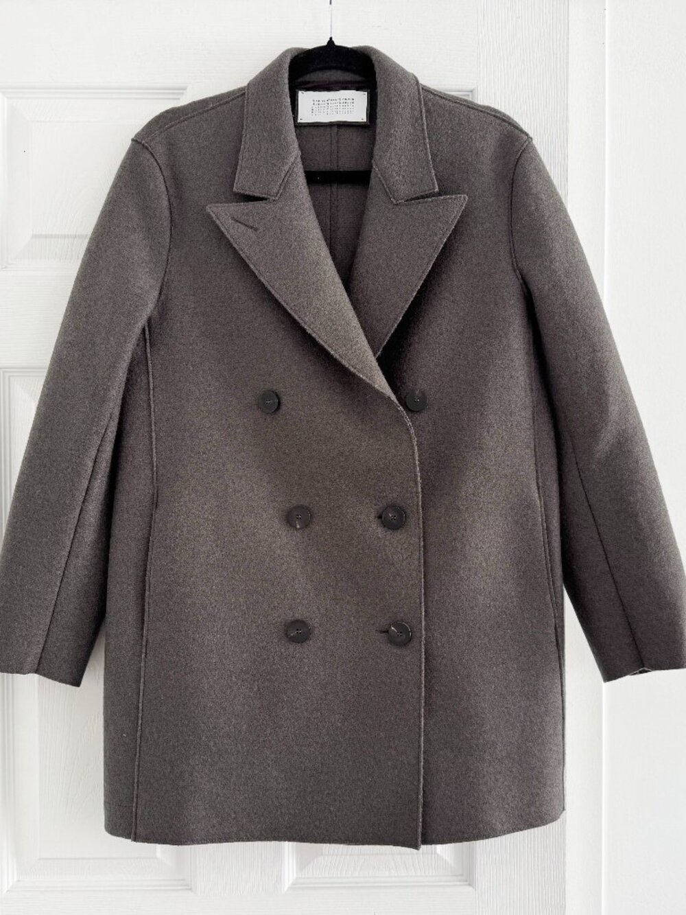 Harris Wharf "Slouchy Peacoat" in Ebony Grey, size 40 (Fits like size small ish) - Picture 4 of 13